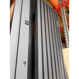 Метал-МДФ + ручка труба 960 Праві