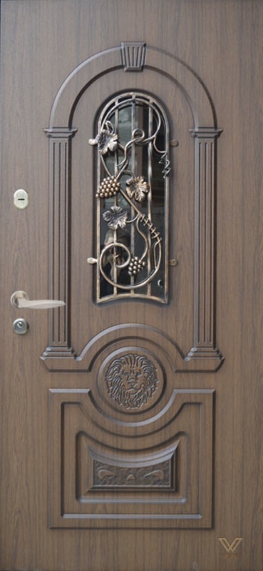 Двери входные однополые, с ковкой и стеклопакетом