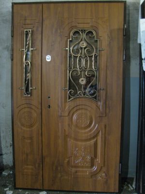 Про компанію