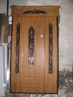 Про компанію