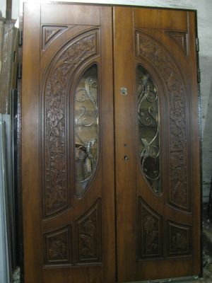 Про компанію