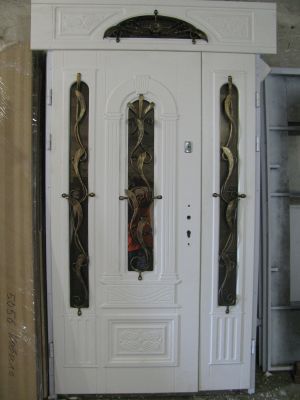 Про компанію