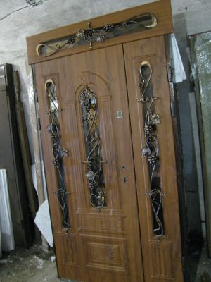 Про компанію