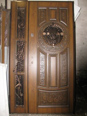 Про компанію