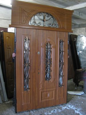 Про компанію