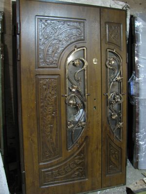 Про компанію