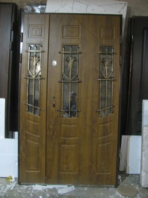 Про компанію