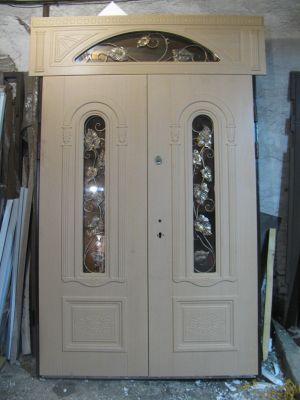 Про компанію