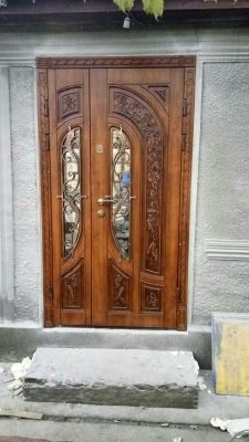 Про компанію